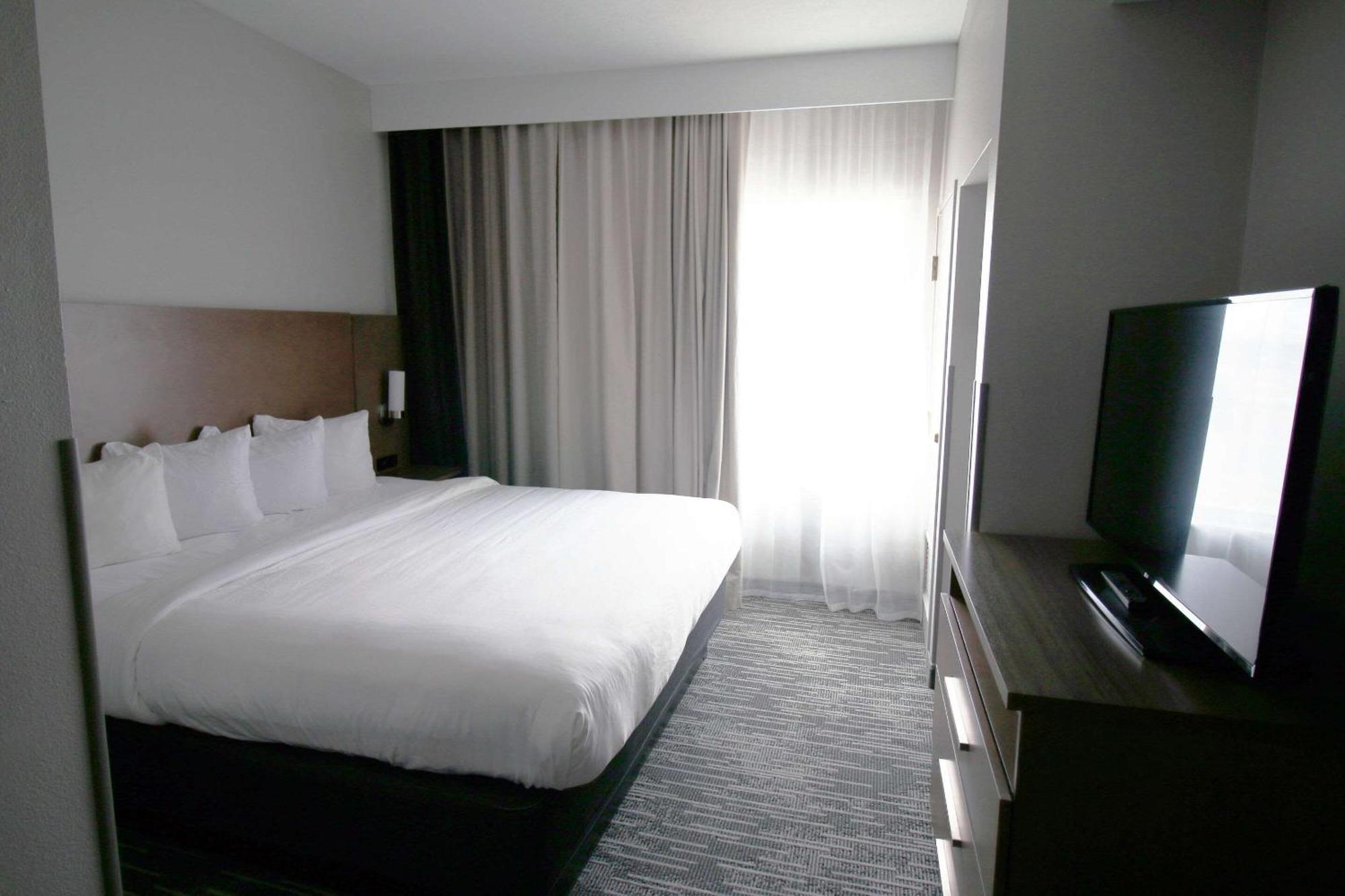 Country Inn & Suites By Radisson, Council Bluffs, Ia Bagian luar foto