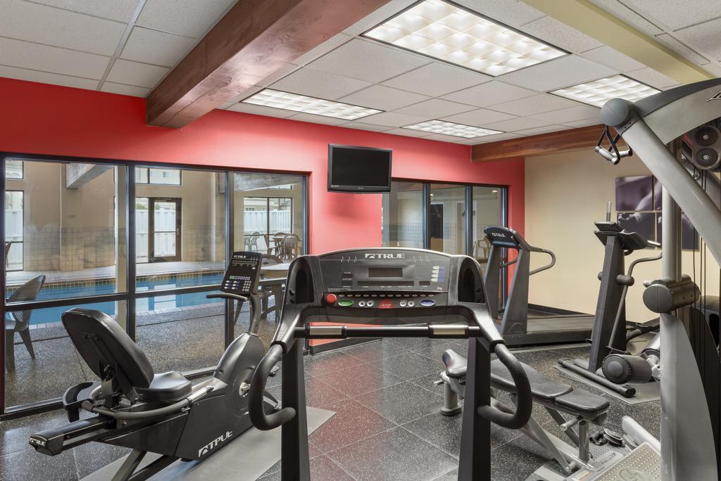 Country Inn & Suites By Radisson, Council Bluffs, Ia Bagian luar foto